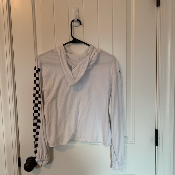 Crop top - Picture 2 of 3